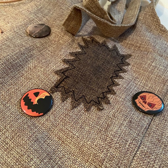 Cropped Crop Top Trick ‘r Treat Halloween XL + Tote Bag - Picture 7 of 9